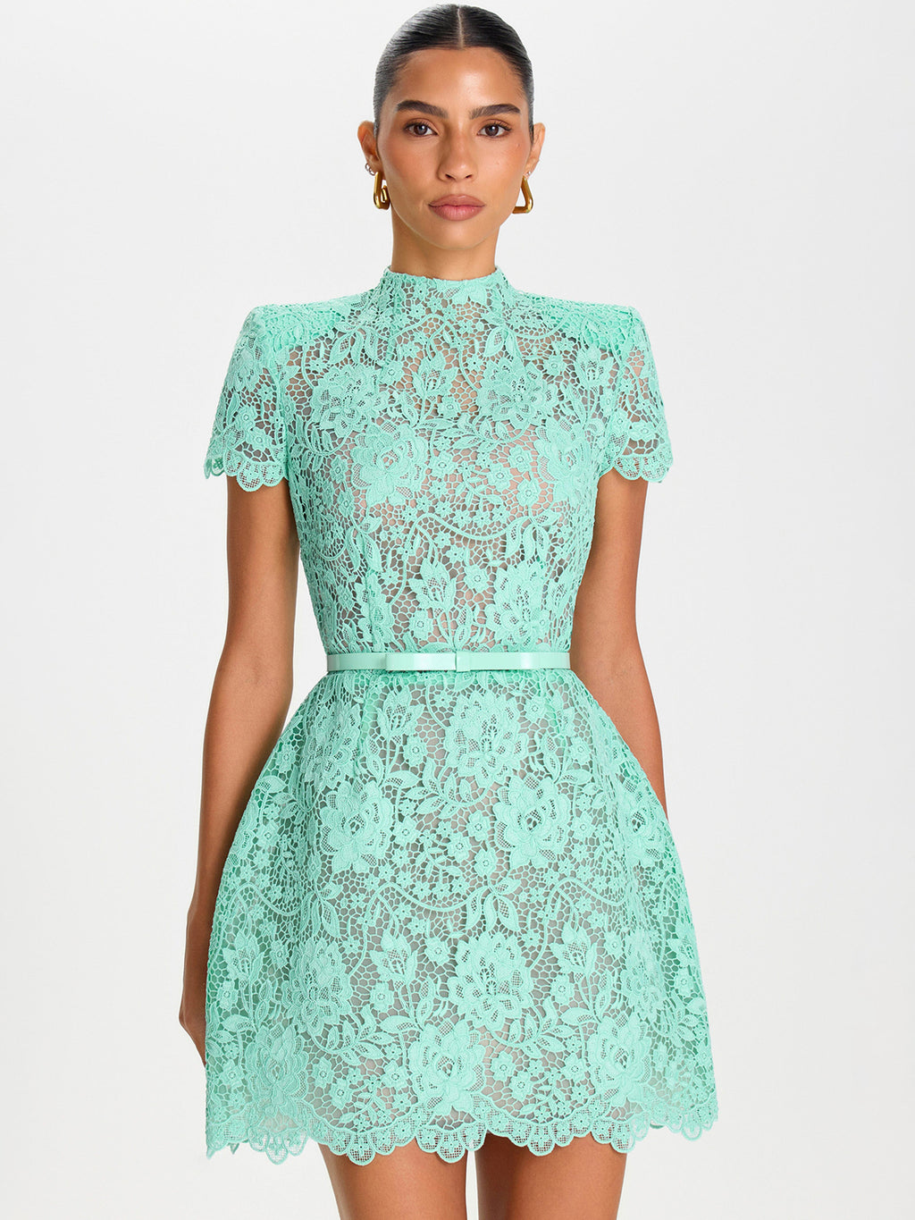 Lace Round Neck Short Dress